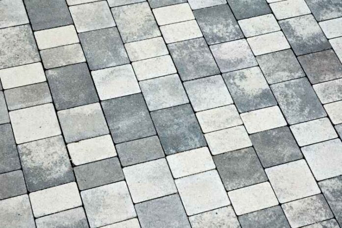 4 Tips to Avoid a Paver Sealer Disaster