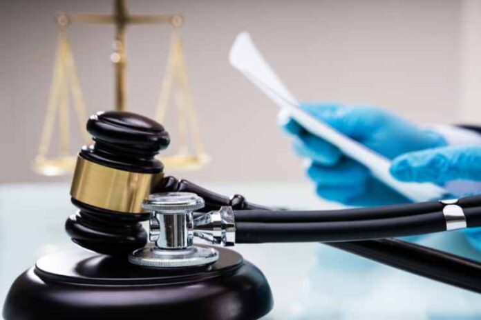 5 Benefits of Hiring an Attorney for Your Medical Malpractice Case